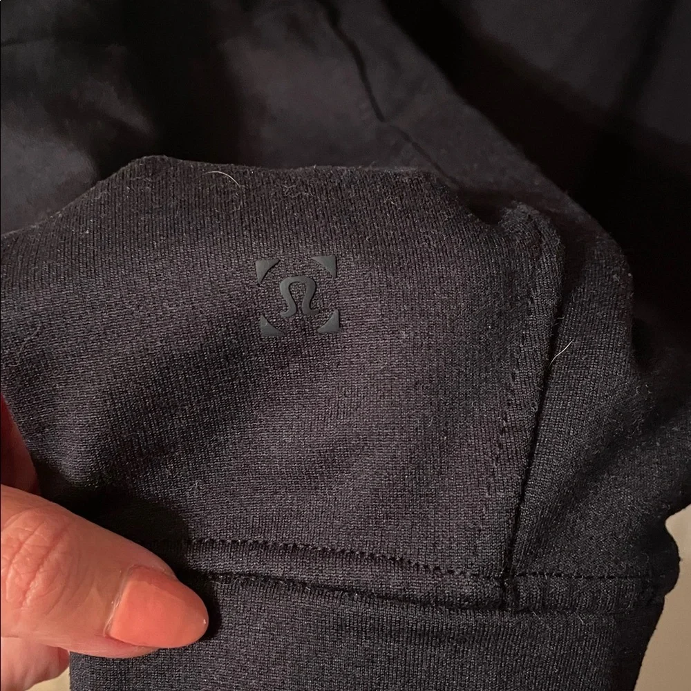 Lululemon Women's Medium Navy Zip Up Hoodie